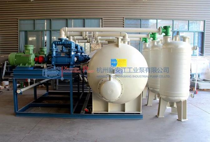 水環(huán)式真空機組圖1 水環(huán)式真空機組圖1